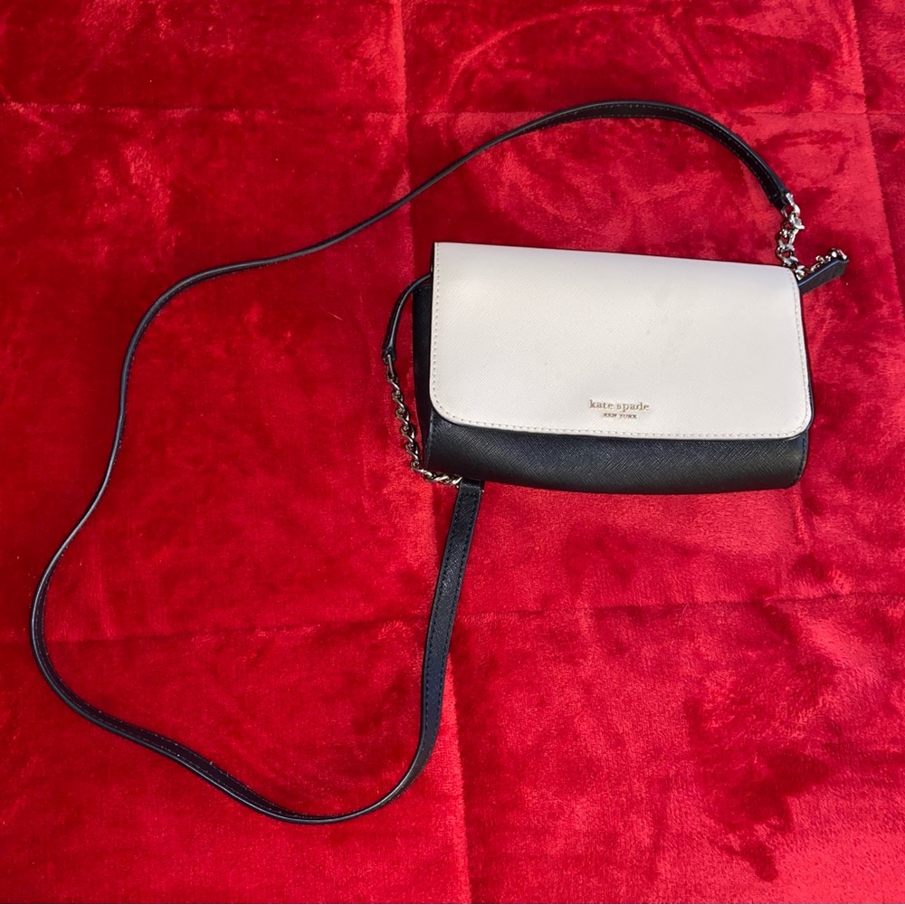 Small Kate Spade Cross Body Purse